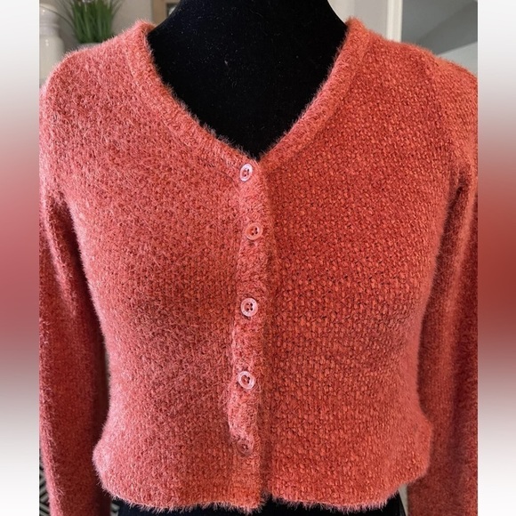 Hollister Crop Sweater XS Burnt Orange Top Long Sleeve Button Up Very Soft Y2K - Picture 5 of 9